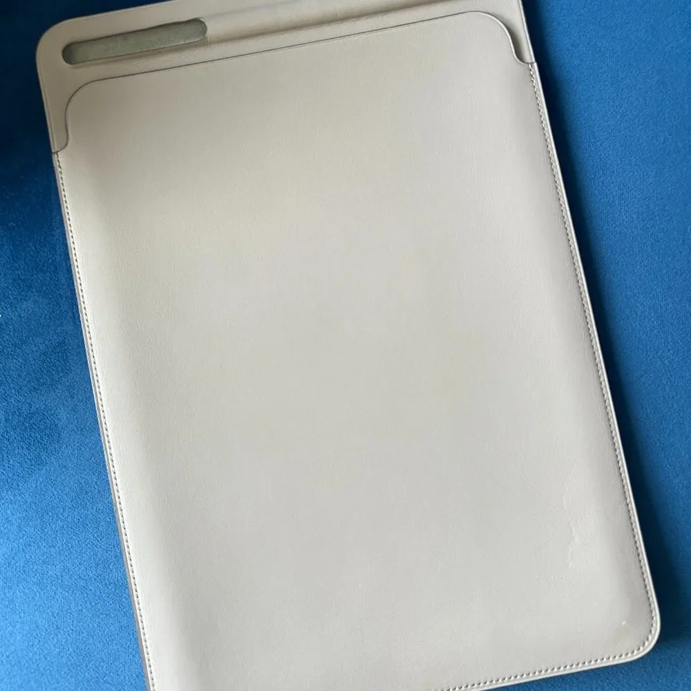 Apple - Leather Sleeve for 10.5-inch iPad Pro - Taupe